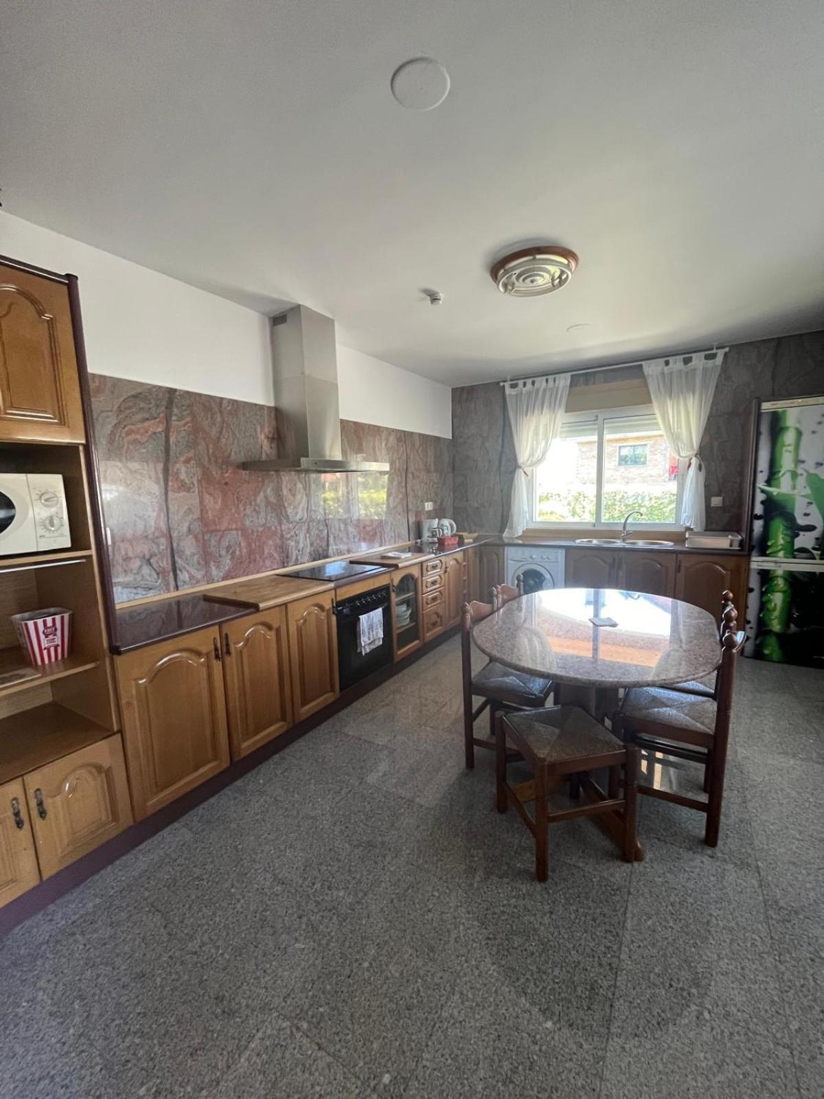 Os Cabaleiros Apartment Mos Ngoại thất bức ảnh