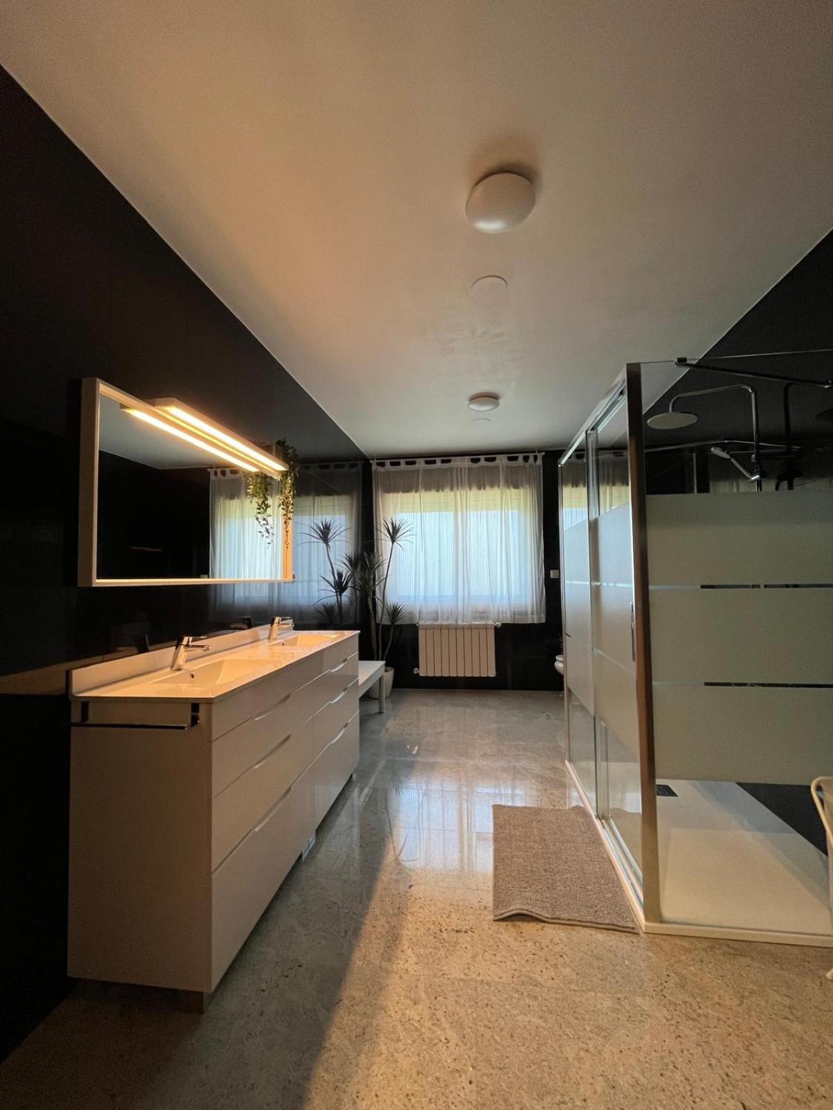 Os Cabaleiros Apartment Mos Ngoại thất bức ảnh