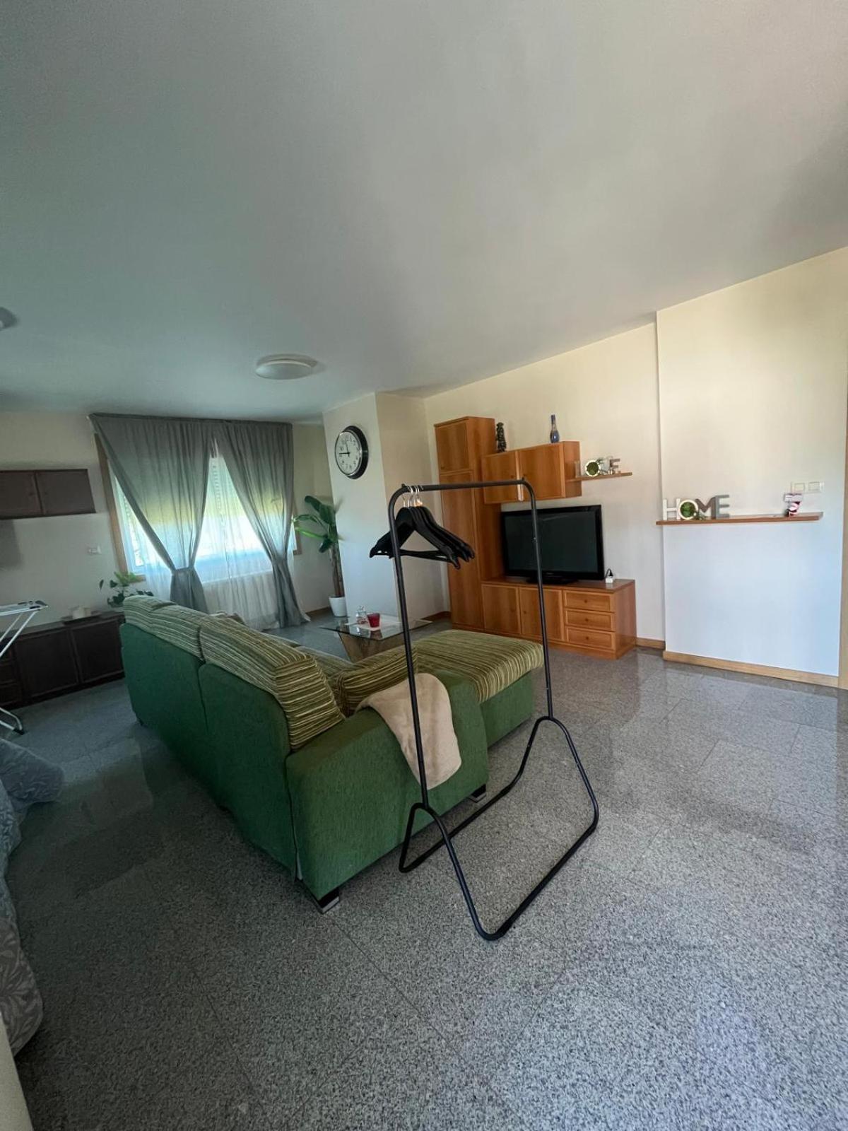 Os Cabaleiros Apartment Mos Ngoại thất bức ảnh